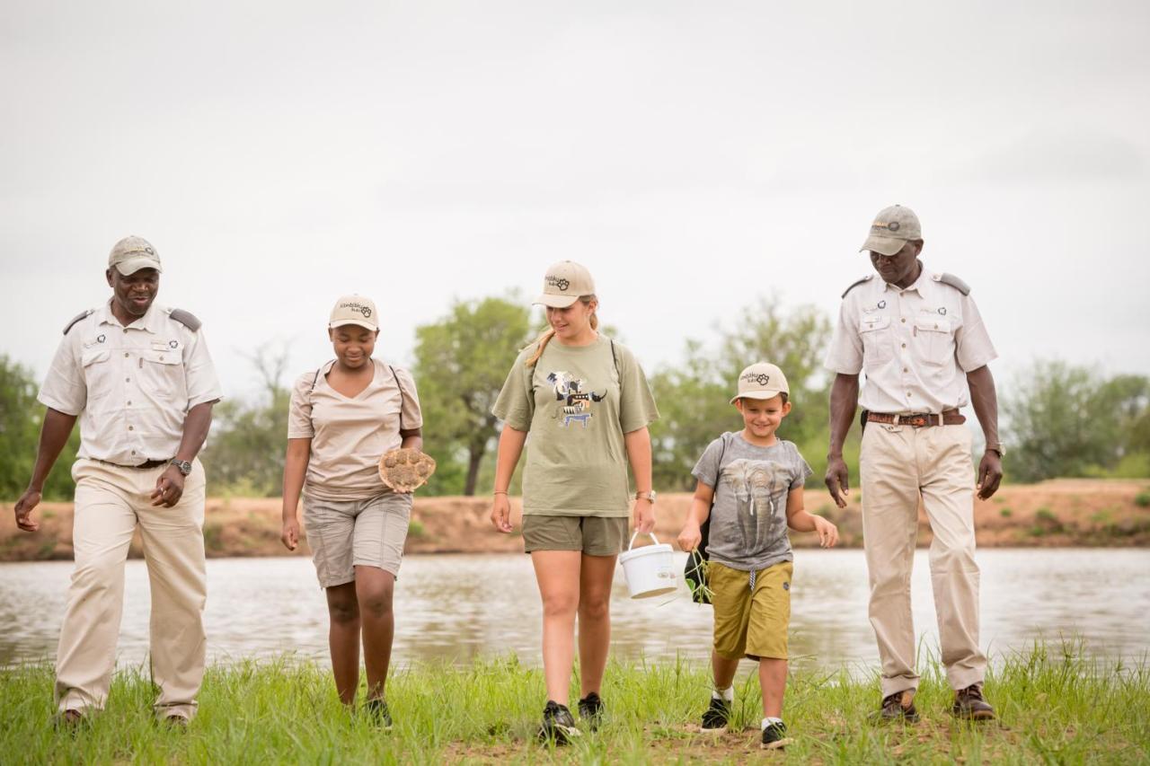 Kambaku Safari Lodge Timbavati Game Reserve Esterno foto